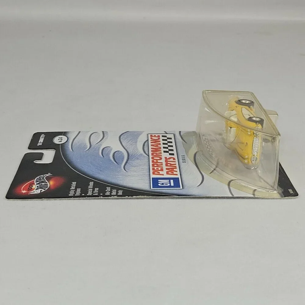 100% Hot Wheels GM Performance Parts Series '58 Corvette #3/4 MINT Yellow (K229)